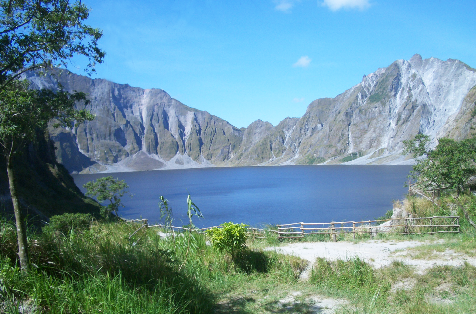 皮納圖波火山 Mount Pinatubo